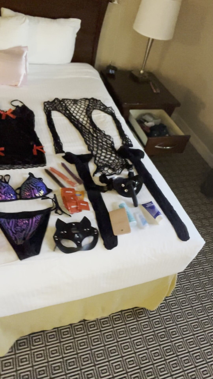 MistressWriggler: ठंडा होने के लिए कपड़े उतारने के बाद परिपक्व चोदने लायक मम्मी को हवा से चरमसुख! भाड़ में जाओ हाँ, तुम ठीक है कि पढ़ें!