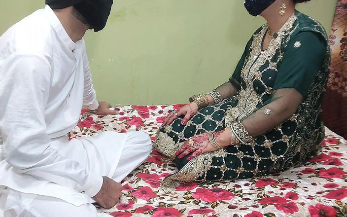 Gullnazkhan: Indian Aunty Wanted Babe so Young Boyfriend Cum Inside Indian...