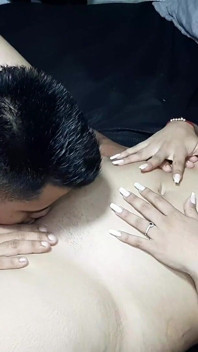 La Mia Sorellastra Sexy Mi Fa Molto Eccitare, Le Do Un Delizioso Sesso Orale