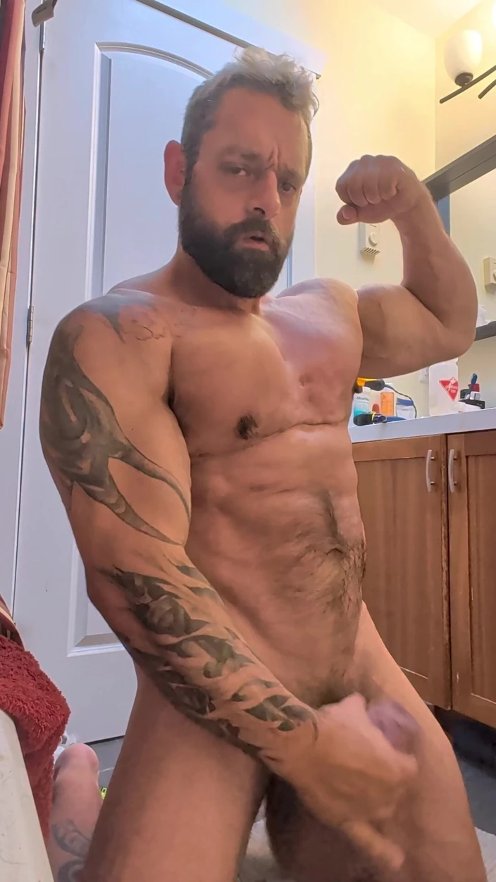 Bruiser Bearwood: 硅胶鸡巴手淫