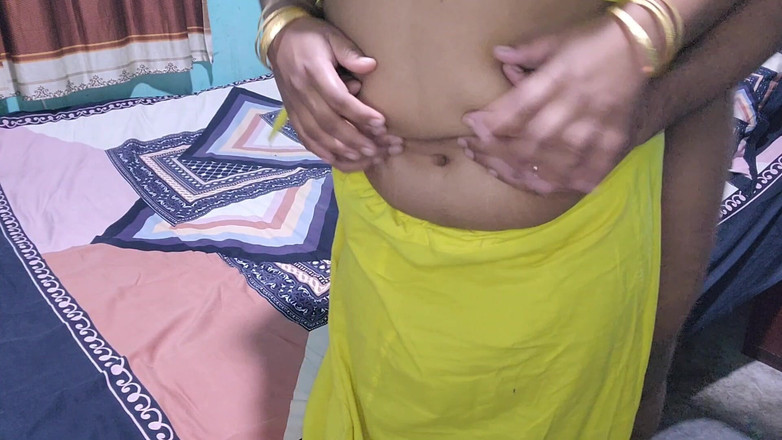 Akhi moni: Sexy manželka Garmin s manželem sex v domě ... část 01