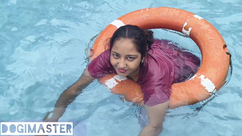 Dogimaster: Desi Indian Girl Enjoys in Hilton Goa Resort- Dogimaster