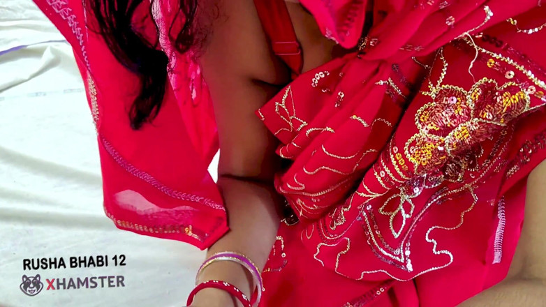 RUSHA BHABI: Sexy Bhabhi's Stepbrother-in-law Found Out by Flirting and Then Had...