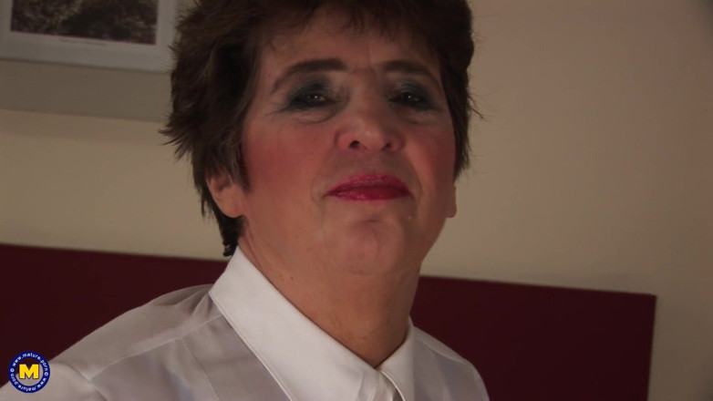 Mature NL: Horny Old Grandma Plays with Her Hairy Mature Pussy in...