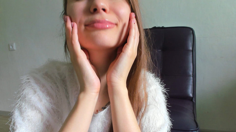 Rarible Diamond: Руки під моїм підборіддям