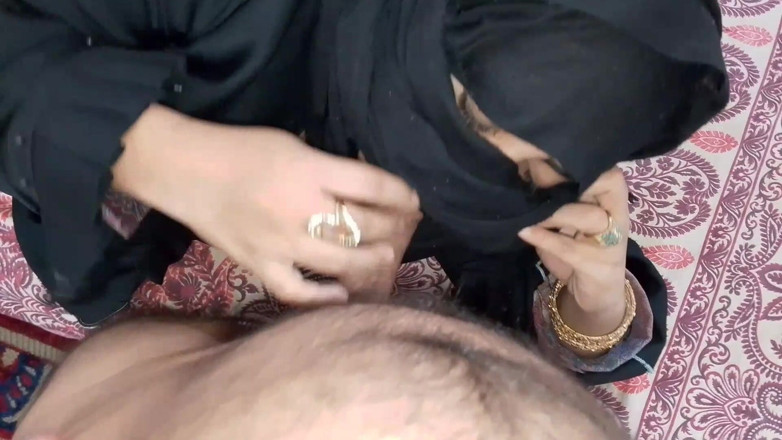 QueenbeautyQB: Musulmana en hijab, india folla con médico