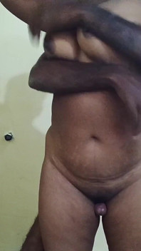 Desi bhabhi fickt selbstgedrehten dicken arsch
