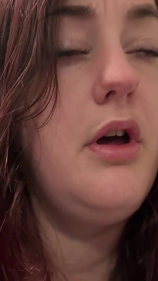 Daily Pee Diary: Desperately Needing to Pee in the Morning: Measuring Urine Output for 3 Days: Pee Diary 1: Bootyful Bella B (BBW FART Queen: Bella Blast)