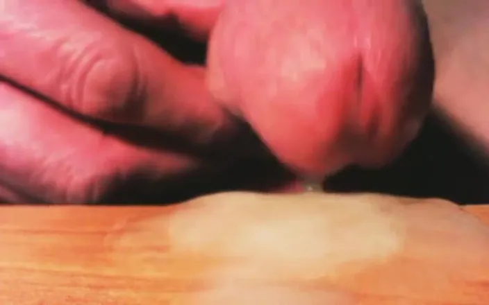 cameron000: My Big Cum Shot