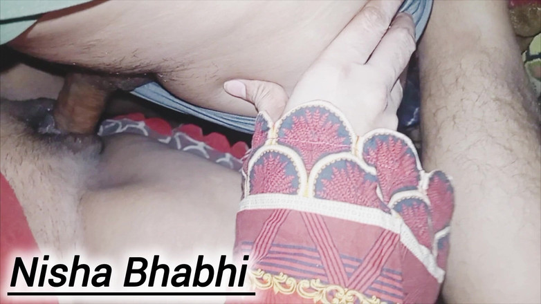 Karan Oberoi: Kouzlo Nihy Bhabhi vrhá kouzlo lásky na její devar