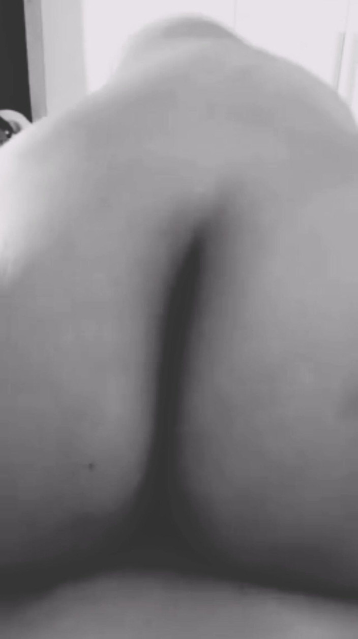 Rishi: Gaff ha succhiato il pene dell'appassionato