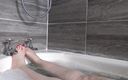 Mxtress Valleycat: Bath Time Bubbles Toe Drażnić