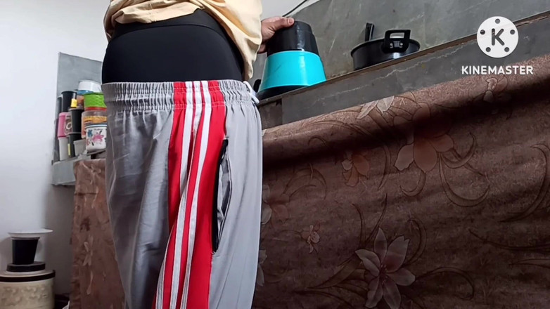 Desi__Panda: Hetero-freundin erstmals in unterwäsche, großer monsterschwanz