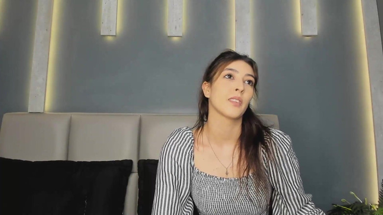 Adhara Hamilton: Yoğun, Kesintisiz Seks Yapalım - Durma