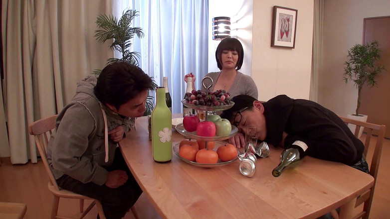 Caribbeancom: Cewek cantik Asia dijilat memek menunggangi kontol besar