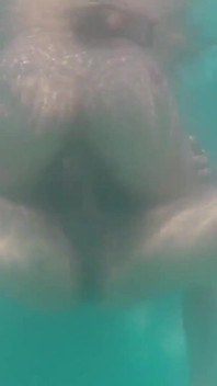 Amatérský teen pár dostal v hotelovém pokoji zadek