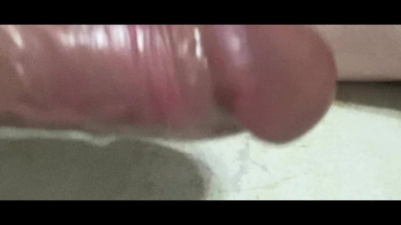 MadisonCD2025: Sezy Crossdresser en lencería y medias y tacones folla un...