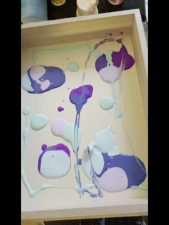 Suzy Wylde: Suzy Wylde, Resim ve Kullanılabilir Öğeler Oluşturan Bir Yaratıcı