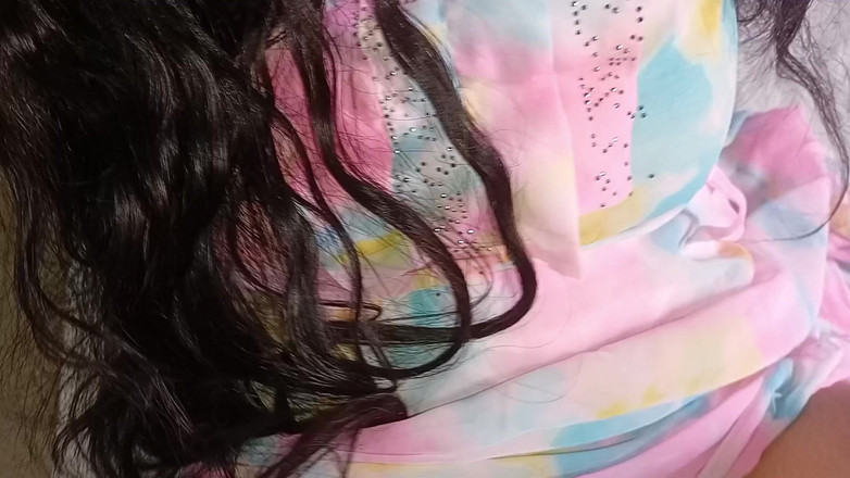 MrsShivani: Teman wanita saya sangat seksi