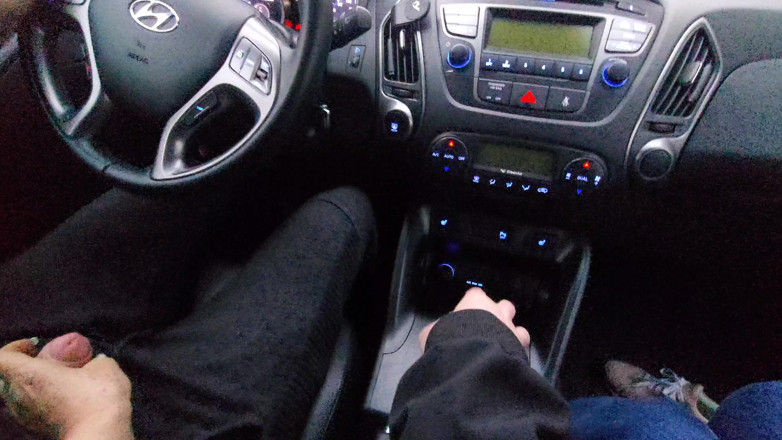 Step Mommy: Amateur MILF Gives a Handjob to a Taxi Driver and...