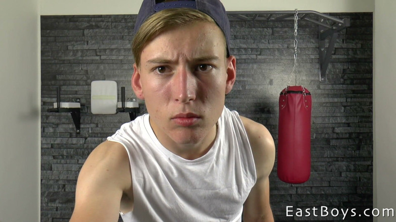East Boys studio: Casper Ivarsson's Flexing and Oil Massage