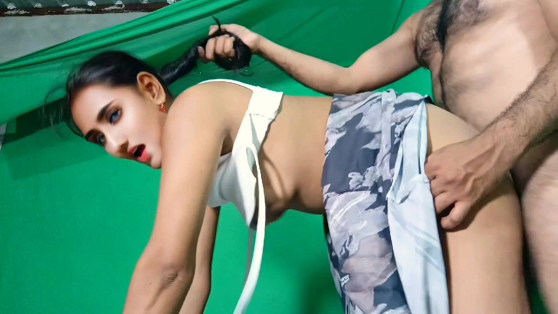 Beatricee: Sapna manis mahukan batang dalam gaya desi