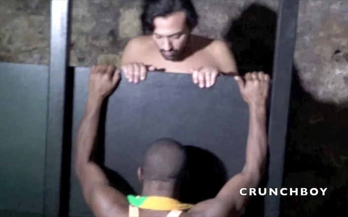 ARAB FUCKERS WITH HUGE COCKS: Arabiska raka suger bu svart i ärahål