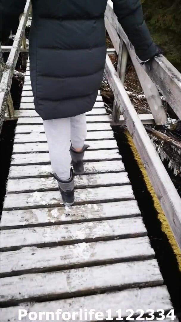 Pornforlife1122334: Pembe amcığımı teşhir etmeyi ve parmaklanıp ovuşturmayı seviyorum