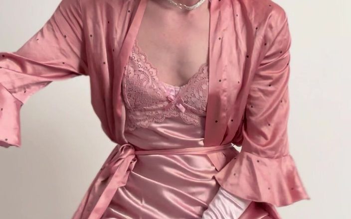 Jessica silk: Jess Silk Lagi Asik Ngentot Dildo