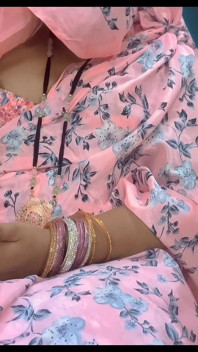 Bhojpuri Bhabhi Ki Huyi Ghar Me Devar Se Chudayi