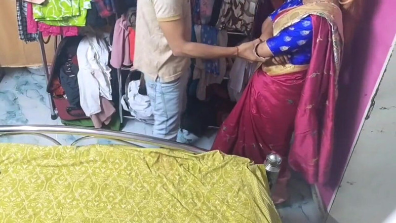 Fantacycutting: Bhabhi의 핫한 젊은 의붓딸 - 그녀의 보지를 잘 따먹어