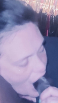 괴물의 부하를 받는 괴물 검잡