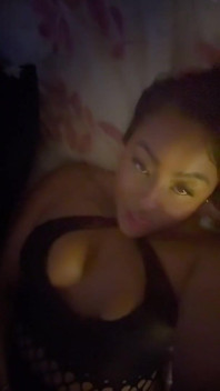 Sexy und verführerische neckerei einer dicken göttin! einfach kurvig und lecker