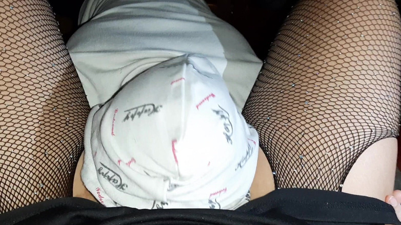 Lesbian-candys: Aku bergiliran melakukan cunnilingus pada dua guru lesbianku sehingga mereka...