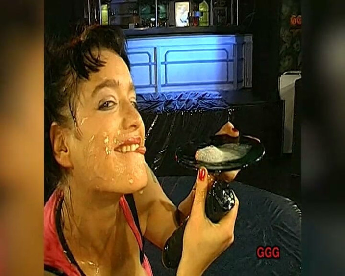 Teen clips and best blowjobs: Ggg John Thompson - geblinddoekte geketende spermaslet gangbang