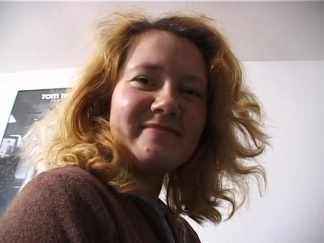 POV Orgasms: La bionda pelosa succhia il cazzo del tipo al casting...