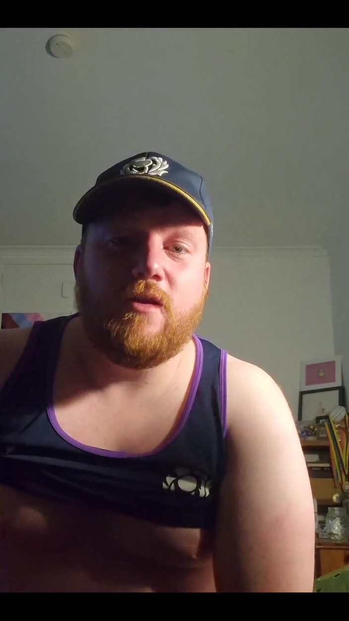 Touchstone: 더 많은 구멍 플레이와 표시