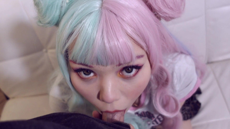 Furiyssh: Schöne manga-liebhaberin lässt sich gefickt und ins gesicht gespritzt werden