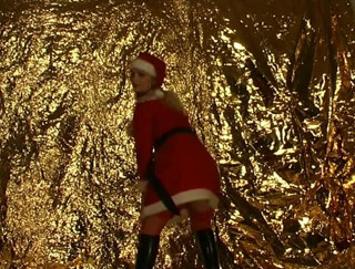 Flash Model Amateurs: Elf crăciuniță sexy se dezbracă