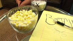 Hand Lotion Studios: ホットブロンドの患者は、医師によって掘削されるのを待つことができません