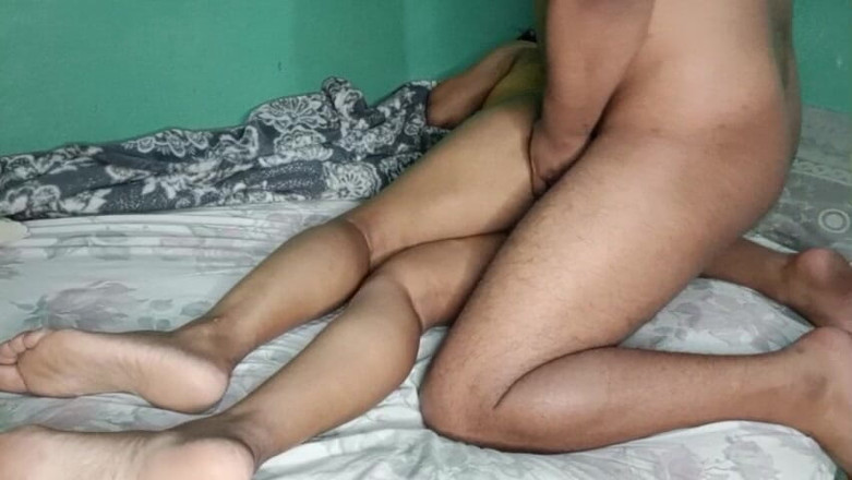 BigassMILF40: Ik heb bijna de hoer van mijn stiefmoeder een Infi-minnaar...