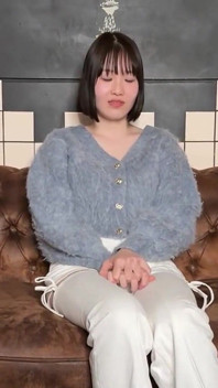 Bystig f -kupa skönhetsundersökning blir oväntad när saker gradvis eskalerar till en creampie slut