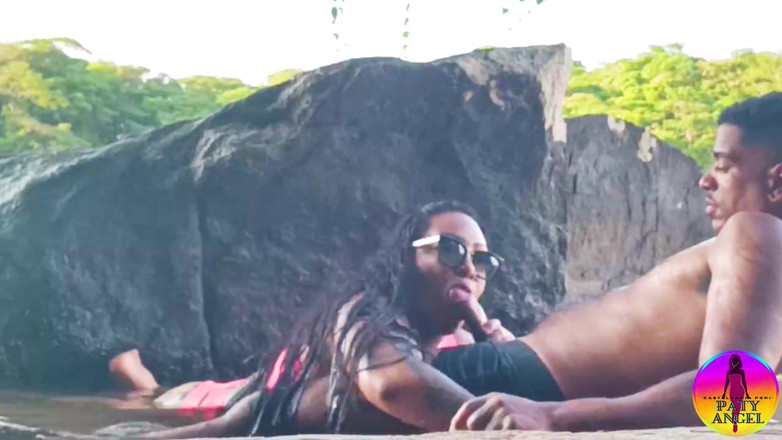 Paty Angel: Von meinem liebhaber im fluss gefickt zu werden und er...