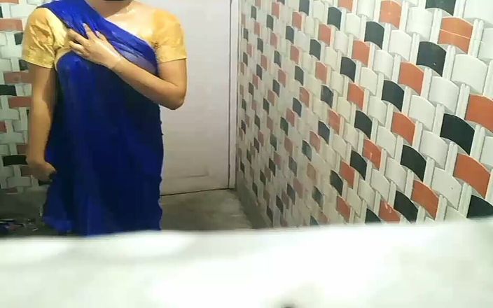 Nazima Khan: 화장실에서 인도 바비 코 펠라 데바르 네