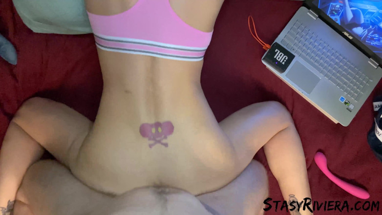 Stasy Riviera: Skinny girl masturbates and sucking dick - fast sex and facial