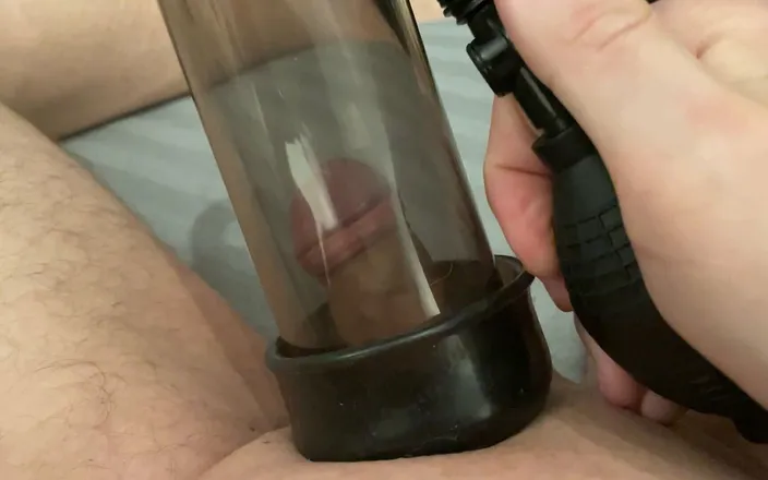 Wichskumpel: Erster versuch: pump meinen kleinen und dünnen schwanz ab
