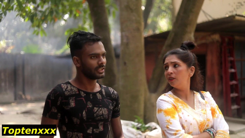 TopTenXXX Premium: Indian First Dating Sex with Beautiful Girlfriend