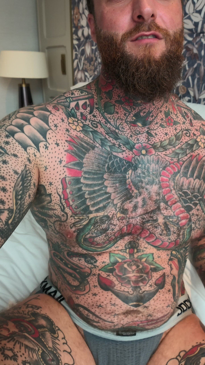 Tattooed Dom: Tattooed Dom Ass Worship Solo