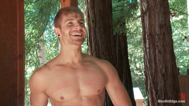 Men on Edge: Gefangen genommen, heterosexueller jock bekommt seinen engen arsch im tiefen...