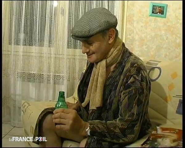 French Family Secrets: Butuh Kenyamanan? Ayo, Sandra, papi!